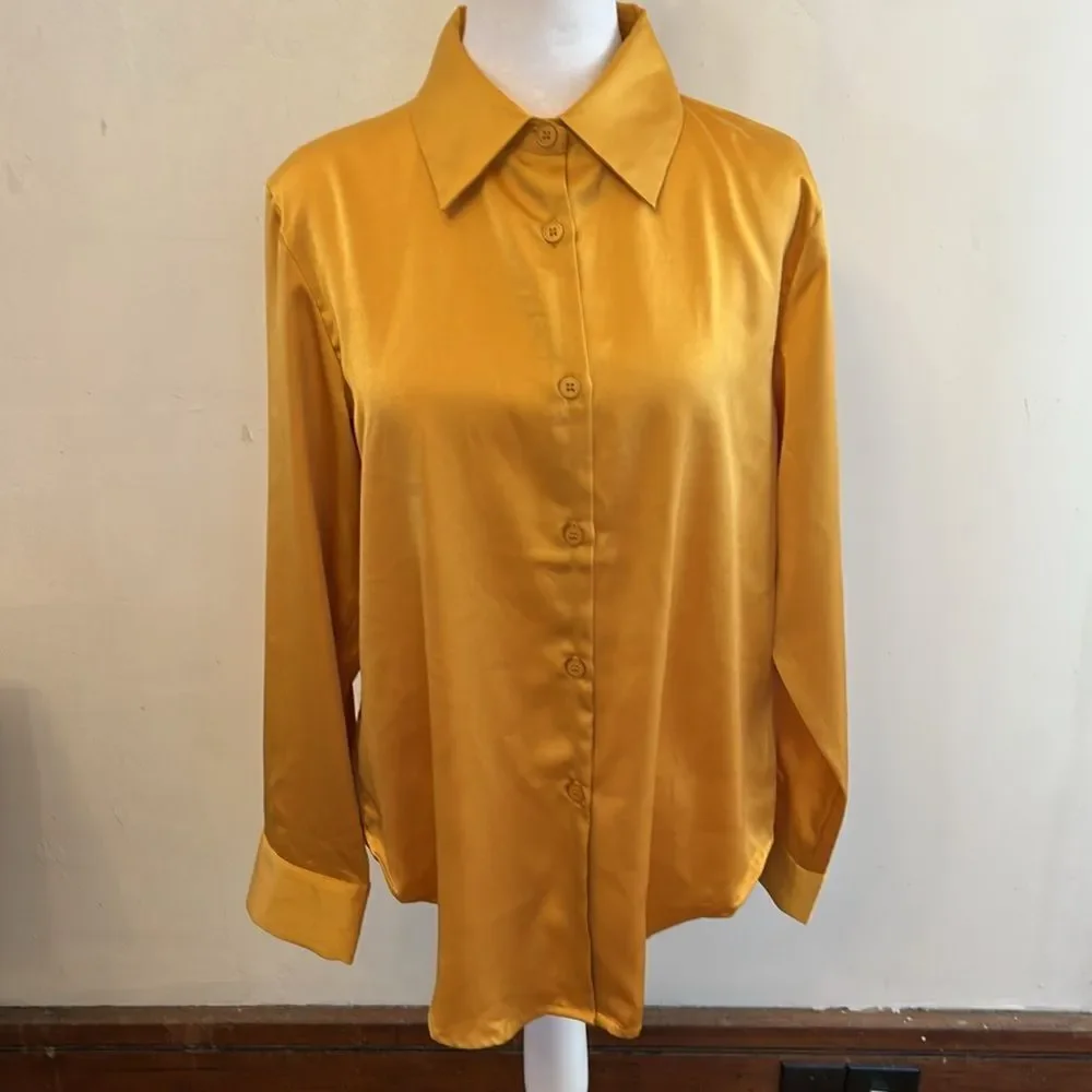 Mimosa gold long sleeve button front blouse Size S NWOT